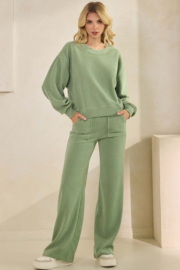 Women’s Wide-Leg Corduroy Pants