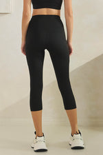 Comfort Move Capri Active Leggings