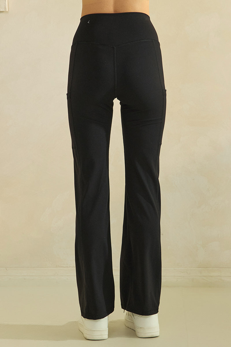 Women’s High Waist Straight Leg Active Pants with Pockets, Sizes S to L Available, Black