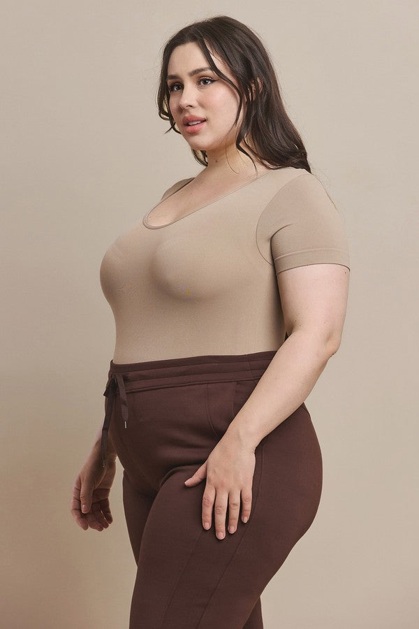 Plus Size Basic Short Sleeve Seamless Bodysuit