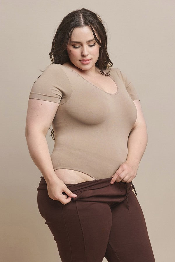 Plus Size Basic Short Sleeve Seamless Bodysuit