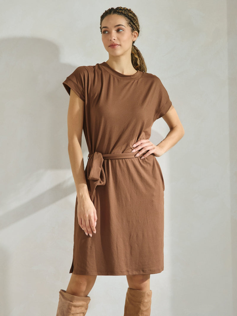 Chic Comfort Short Dress with Belt