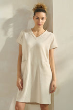 Women’s Ivory Effortless Chic V-Neck Short Sleeve Corduroy Shift Dress