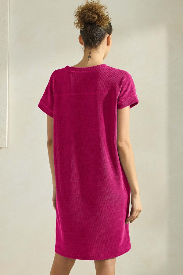 Women’s Raspberry Effortless Chic V-Neck Short Sleeve Corduroy Shift Dress