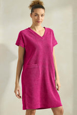 Women’s Raspberry Effortless Chic V-Neck Short Sleeve Corduroy Shift Dress