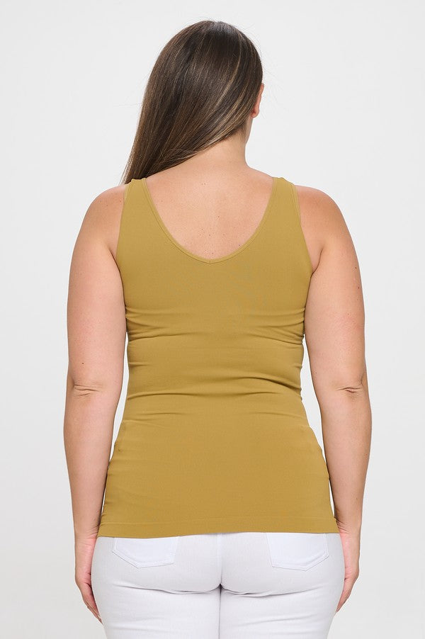 Plus Size Seamless Reversible V or U Tank Top