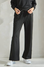 Plus Size Women’s Effortless Chic Relaxed Drape Pants