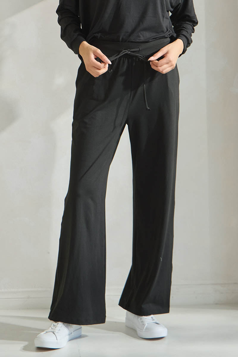 Plus Size Women’s Effortless Chic Relaxed Drape Pants
