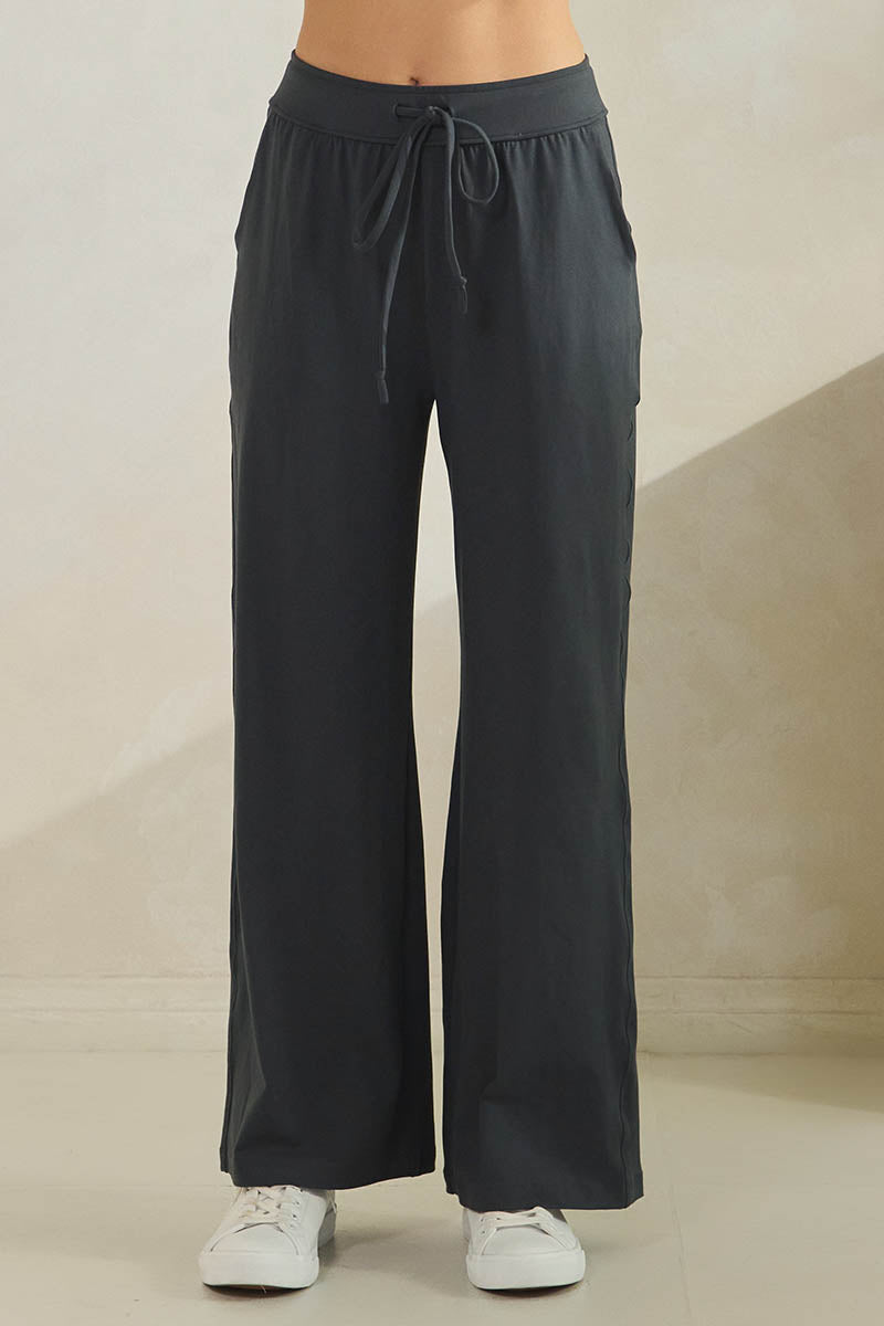 Plus Size Women’s Effortless Chic Relaxed Drape Pants