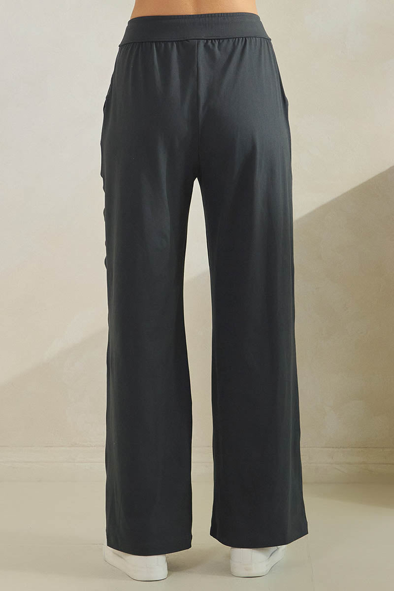 Plus Size Women’s Effortless Chic Relaxed Drape Pants