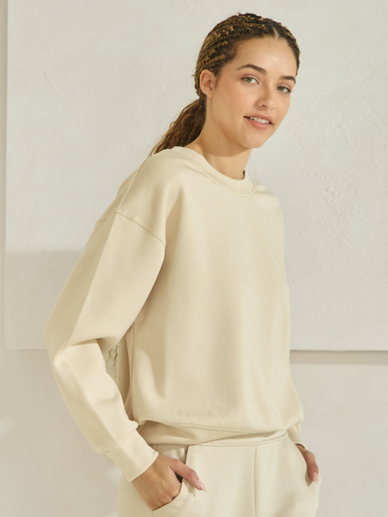 Oatmeal Women’s Ultra Soft Scuba Crew Neck Long Sleeve Sweater Top