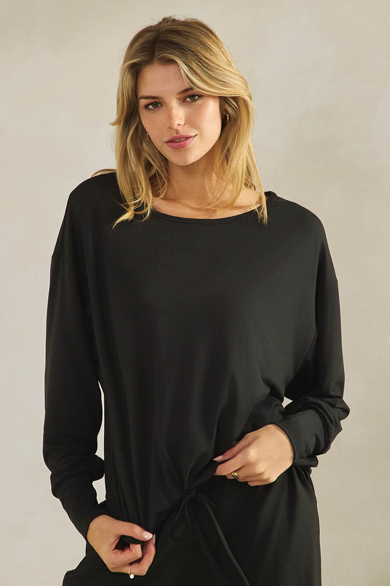 Women’s Relaxed Fit Scoop Neck Tie Hem Long Sleeve Top 