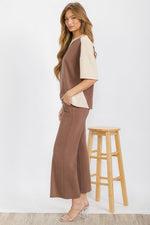 Women’s Classic Drape Two Tone Short Sleeve Top & Cropped Pants Set