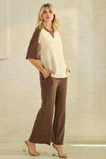 Women’s Classic Drape Two Tone Short Sleeve Top & Cropped Pants Set
