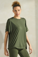 Women’s Effortless Chic Relaxed Drape Ultra Soft Short Sleeved Crew Neck Top
