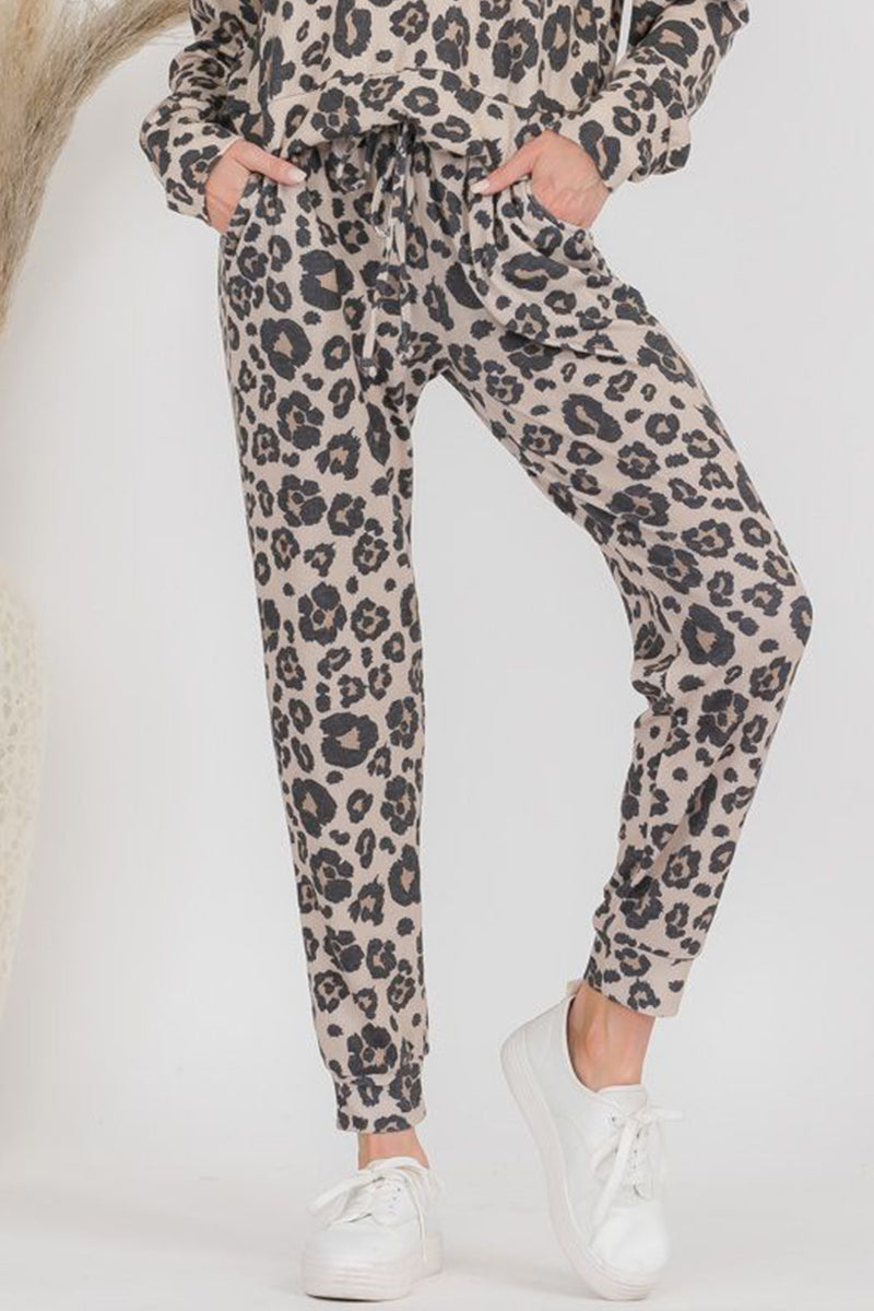 Relaxed Leopard Print High-Rise Joggers
