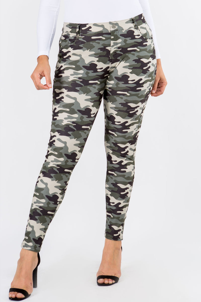 Camouflage 5-Pocket Jeggings with Belt Loops – ICONOFLASH