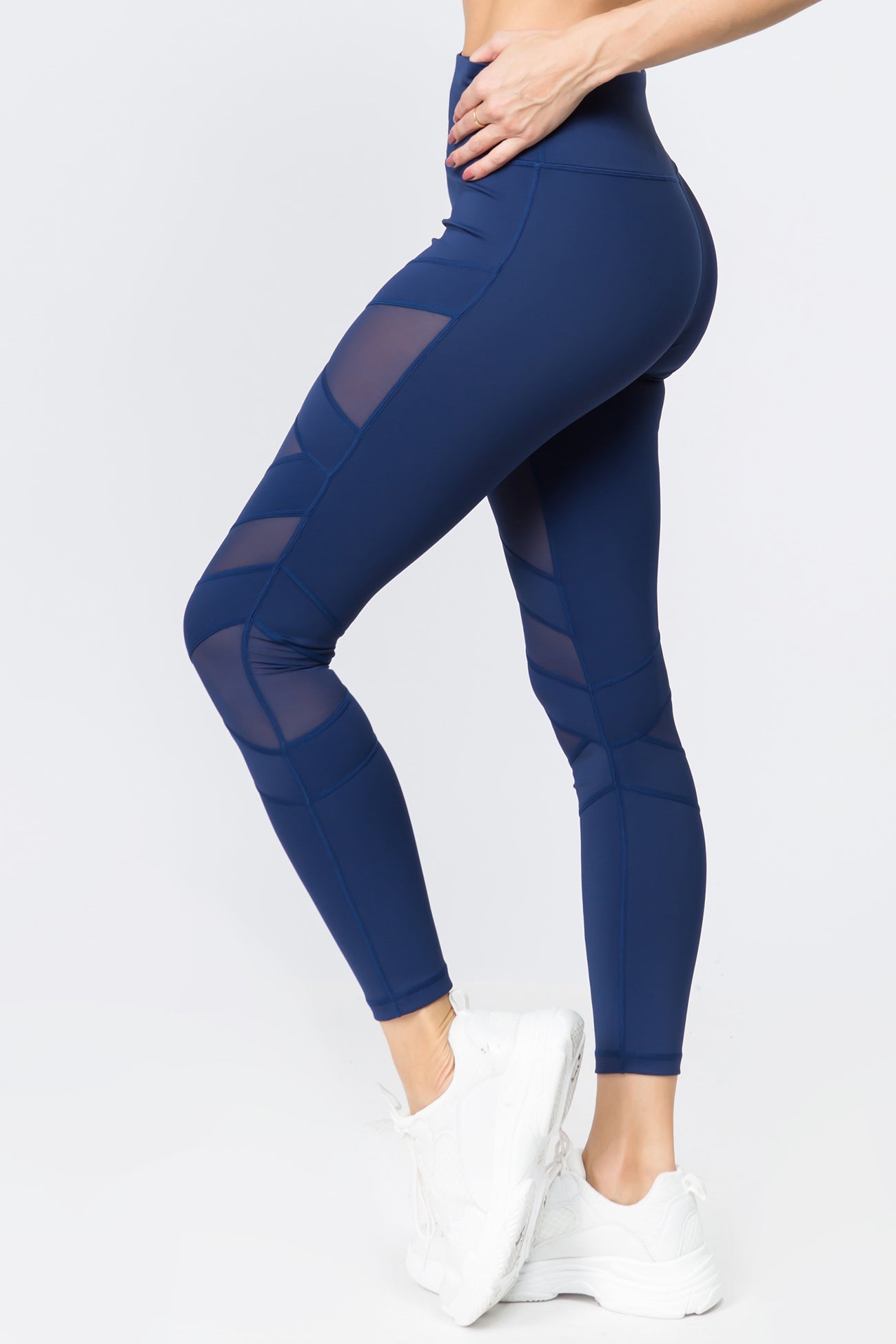 ICONOFLASH Women's Bow Cutout Active Leggings (Black, Small) at   Women's Clothing store