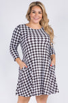Plus Size Houndstooth ¾ Sleeve Dress